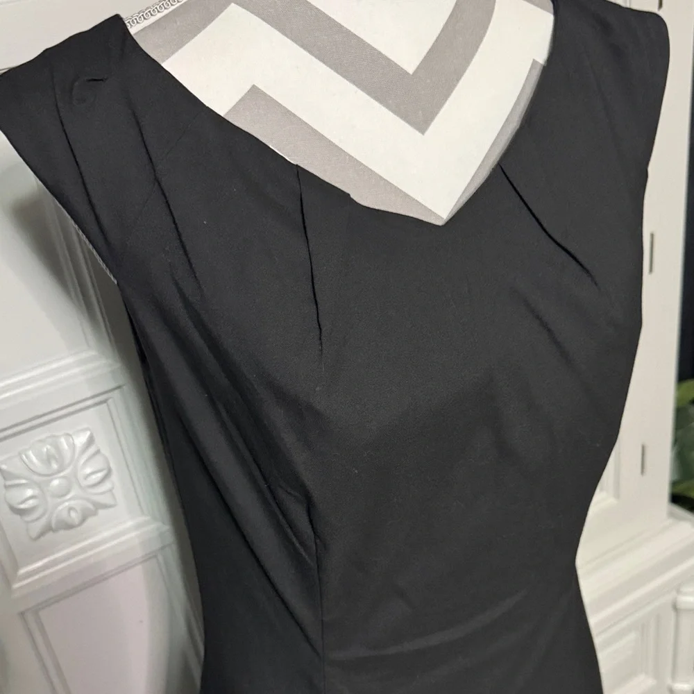 Mossimo Elegant Black Sleeveless Dress Size 6 - Picture 2 of 13